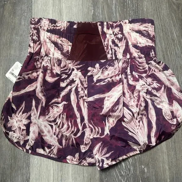Free People Movement The Way Home Purple Floral Printed Shorts NEW - Picture 6 of 8